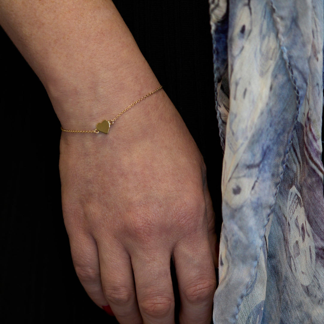 9ct Yellow Gold Heart Charm Bracelet