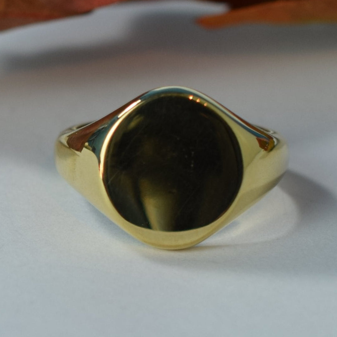 18ct Gold Gents Signet Ring