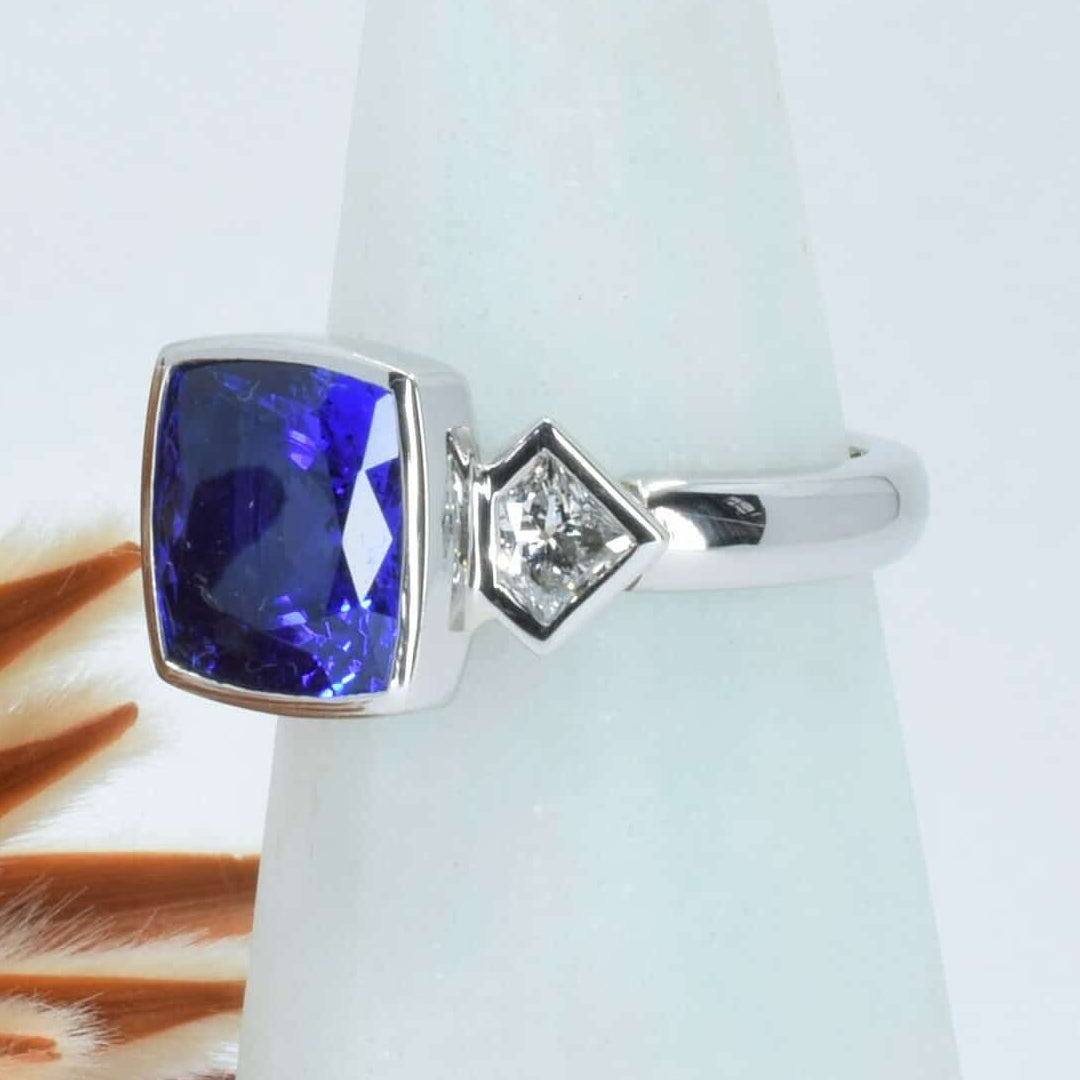 4.19 Carat Tanzanite & Diamond Ring