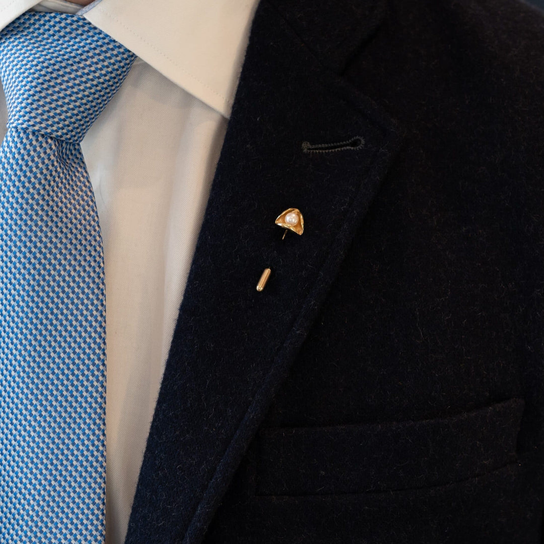 9ct Gold & Pearl Pin
