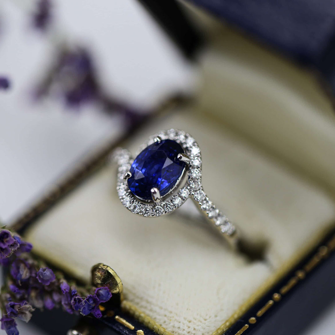 Oval-Shaped Sapphire Twist Ring