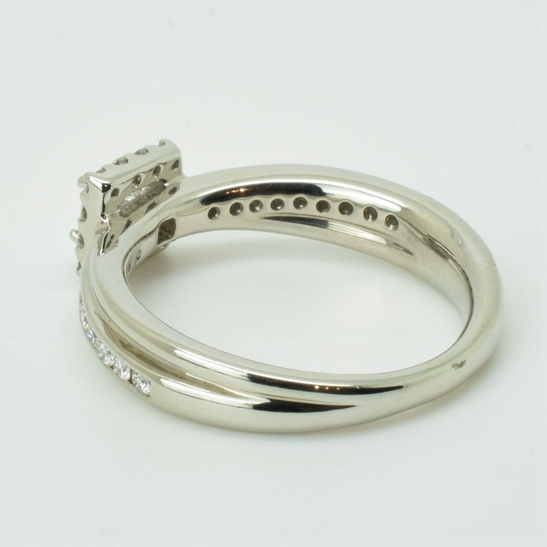 Princess Cut Diamond Halo Ring