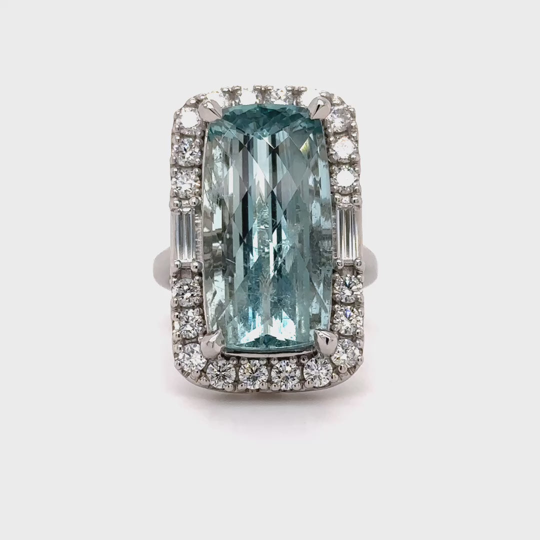 15.49ct Aquamarine & Diamond Ring