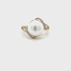 Pearl & Diamond Crossover Ring